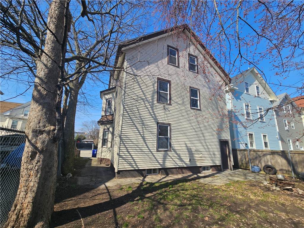 https://bt-photos.global.ssl.fastly.net/rhodeisland/orig_boomver_1_1409018-2.jpg