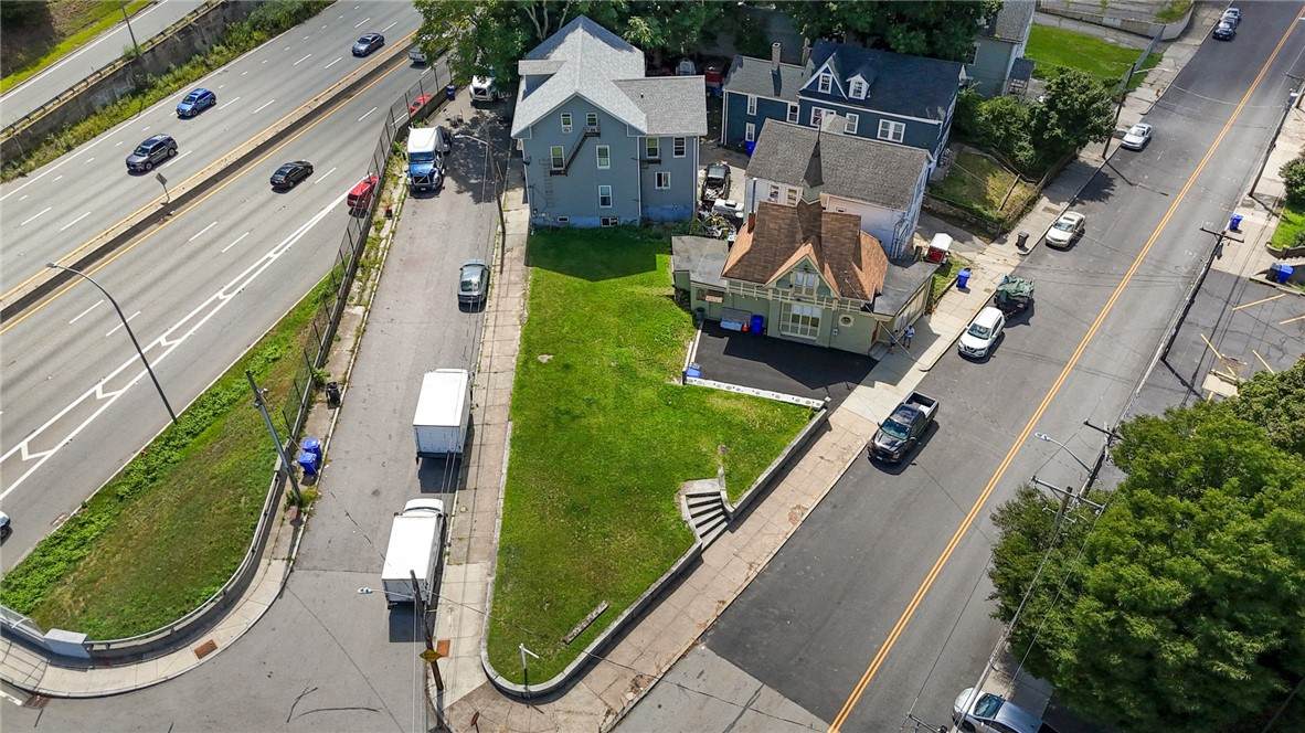 139 Broadway - Photo 1