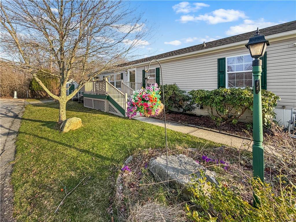 71 Blackbird Street - Photo 1