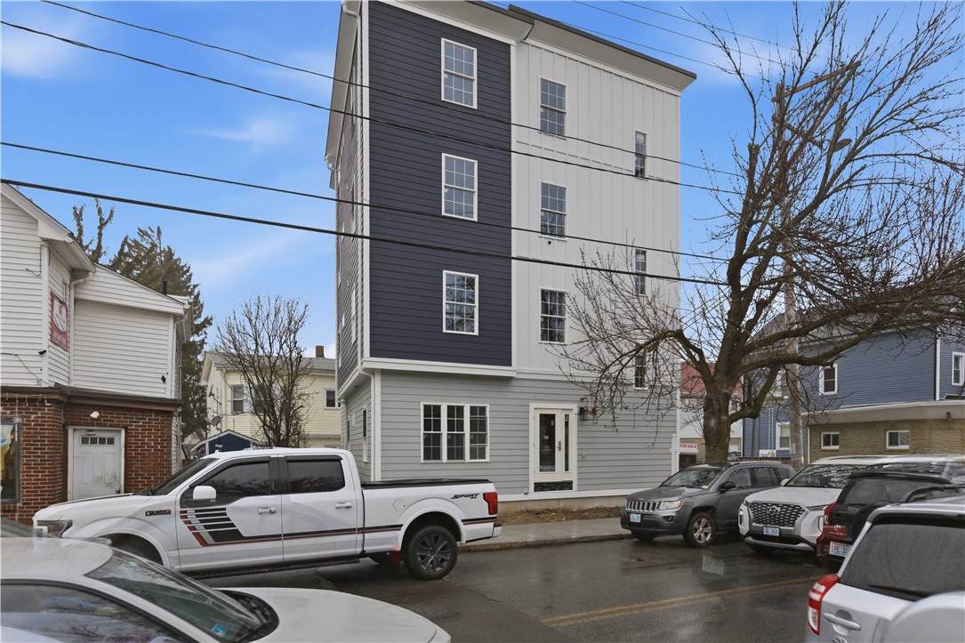 241 Pocasset Avenue - Photo 1