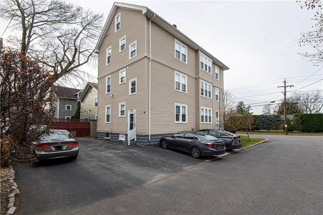 https://bt-photos.global.ssl.fastly.net/rhodeisland/orig_boomver_1_1410065-2.jpg