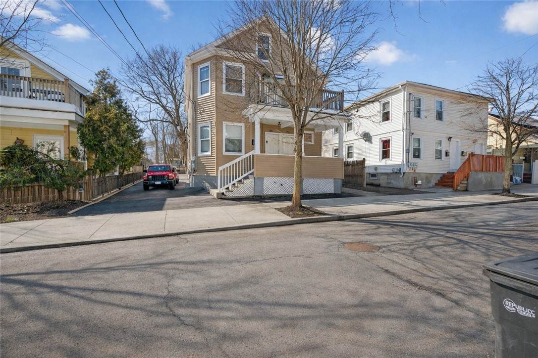 144 Camden Avenue - Photo 1
