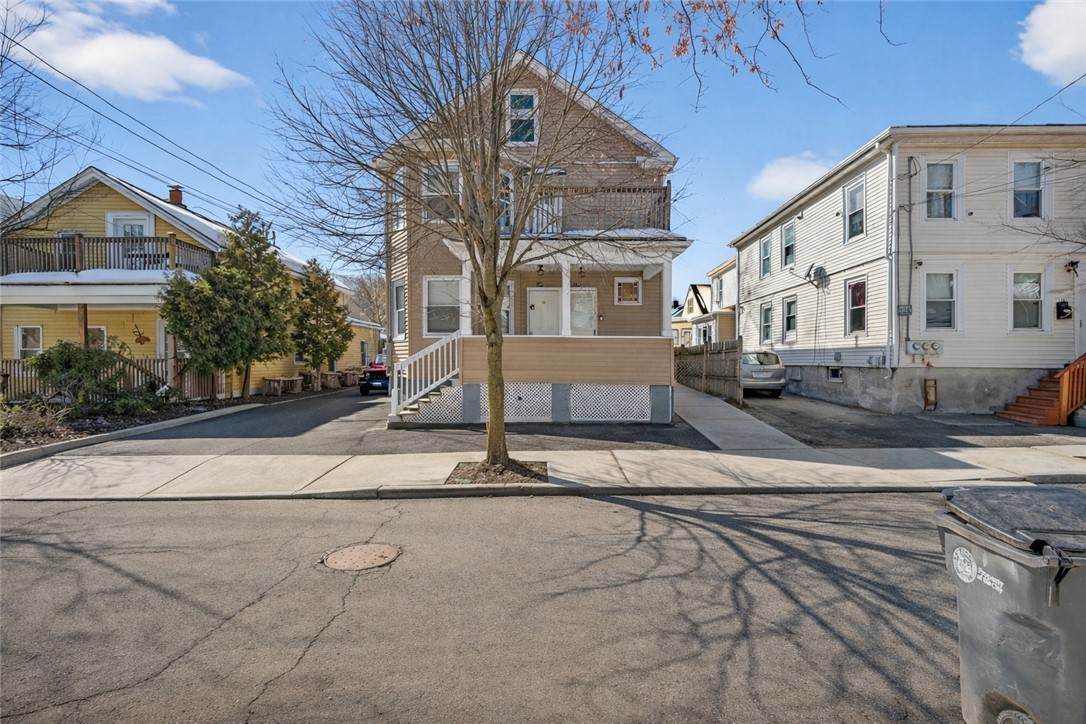 https://bt-photos.global.ssl.fastly.net/rhodeisland/orig_boomver_1_1410130-2.jpg