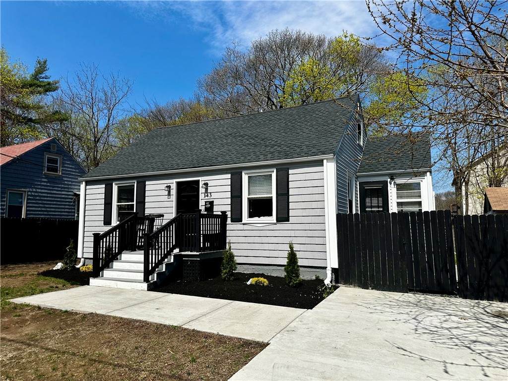 143 River Vue Avenue - Photo 1