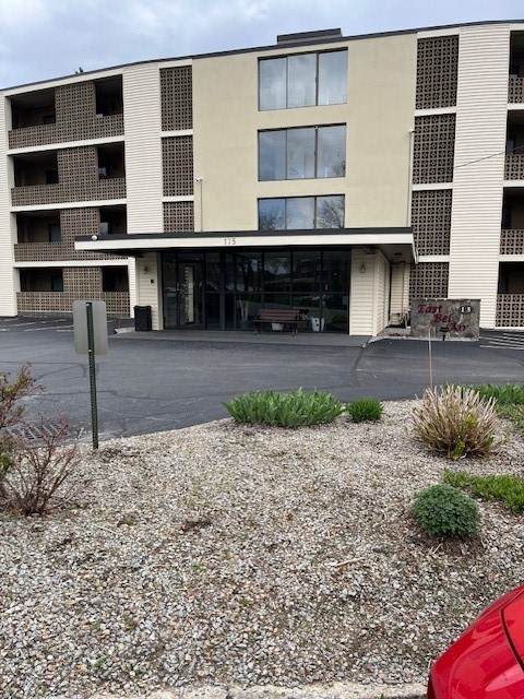 175 Hoffman Avenue - Photo 1