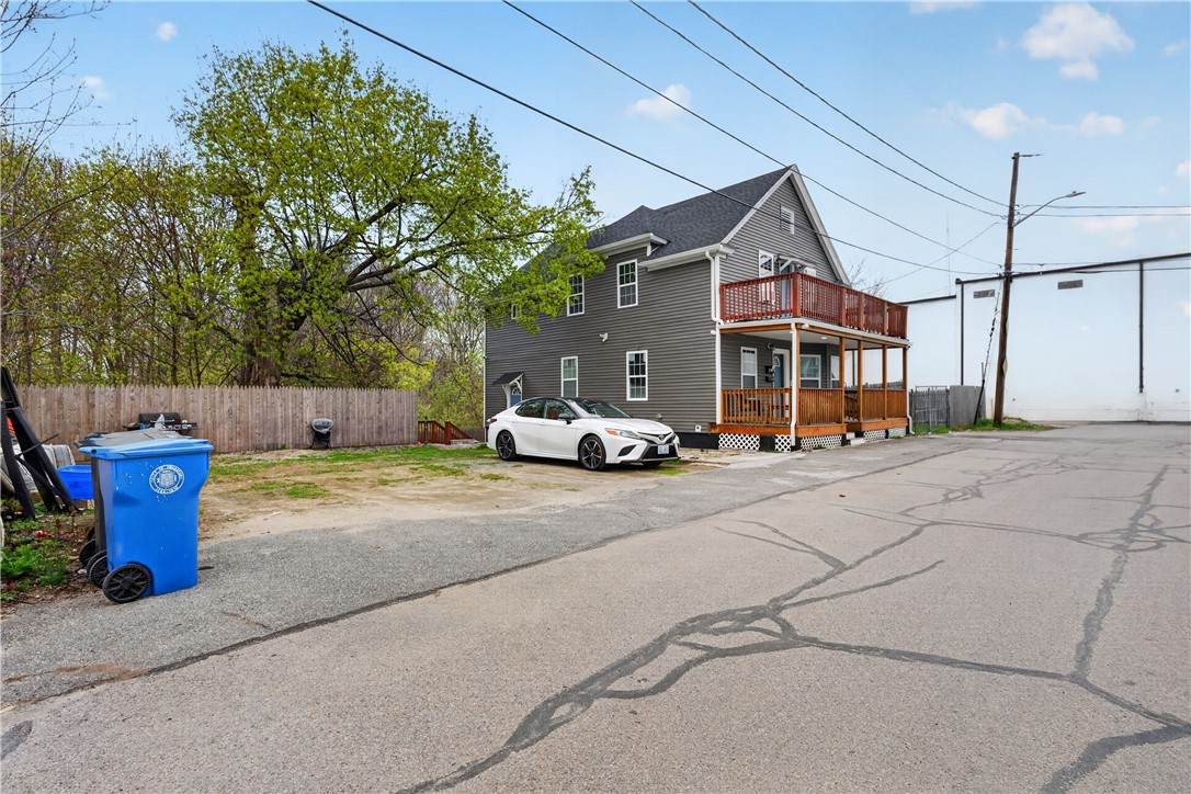 https://bt-photos.global.ssl.fastly.net/rhodeisland/orig_boomver_1_1410637-2.jpg