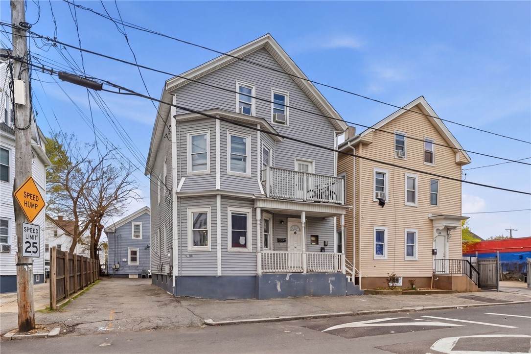 https://bt-photos.global.ssl.fastly.net/rhodeisland/orig_boomver_1_1410739-2.jpg