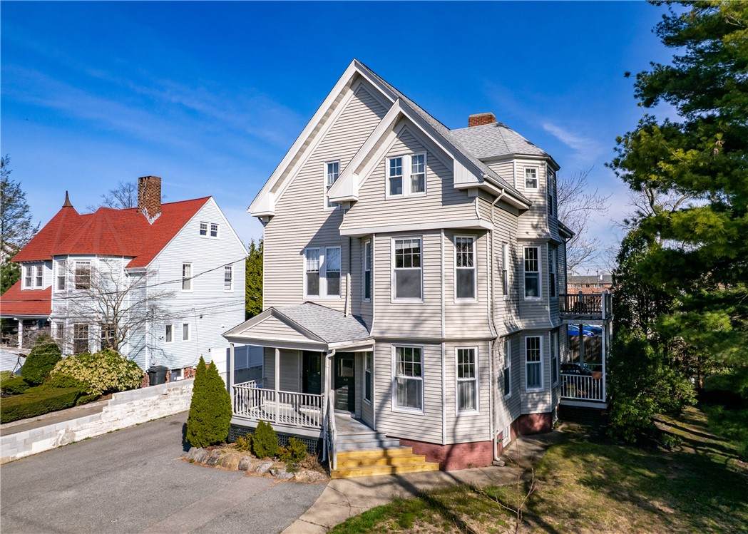 https://bt-photos.global.ssl.fastly.net/rhodeisland/orig_boomver_1_1410766-2.jpg