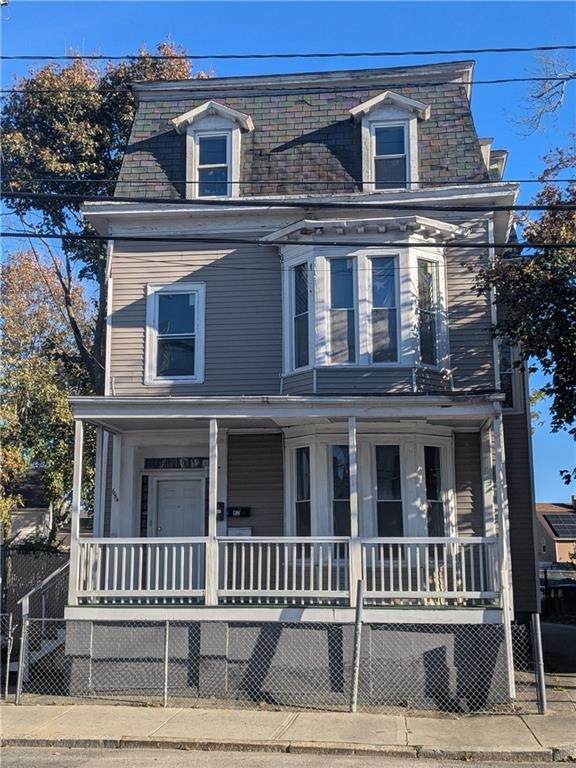 654 Cranston Street - Photo 1