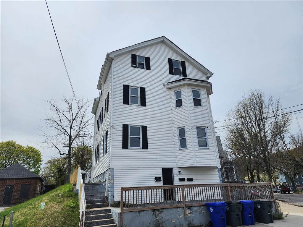 75 Prudence Avenue - Photo 1