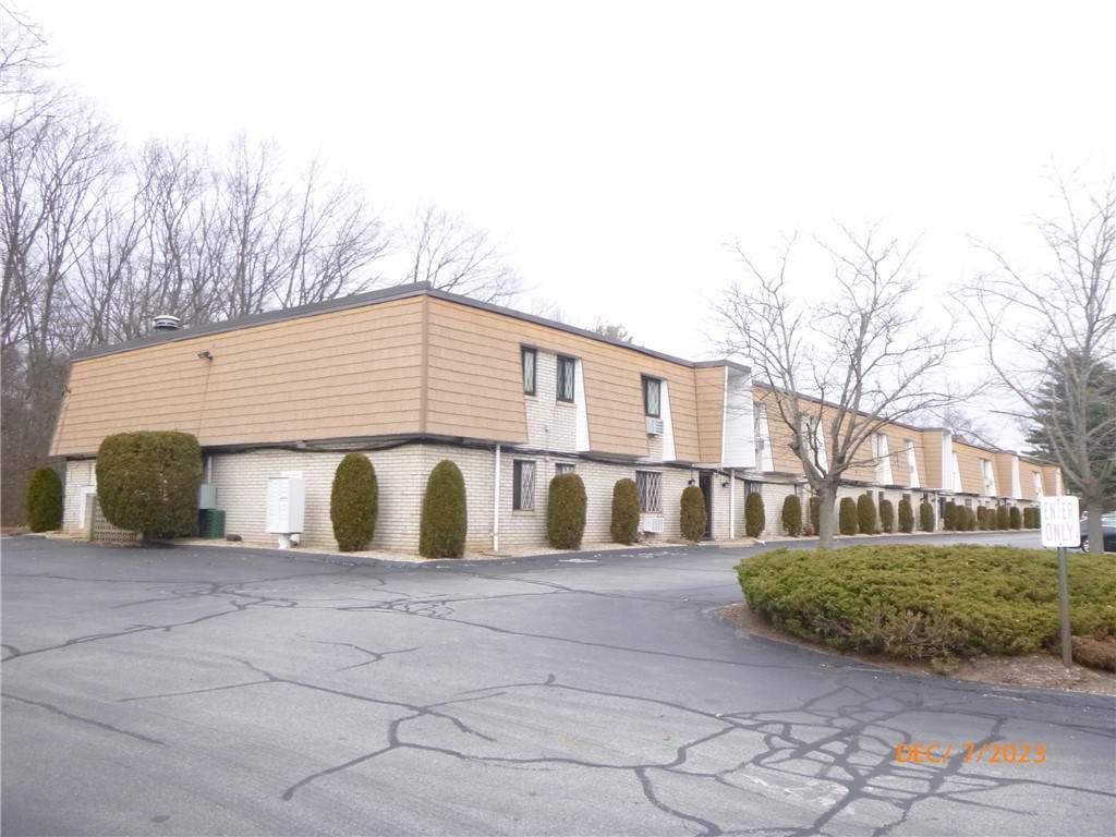 132 Hoffman Avenue - Photo 1