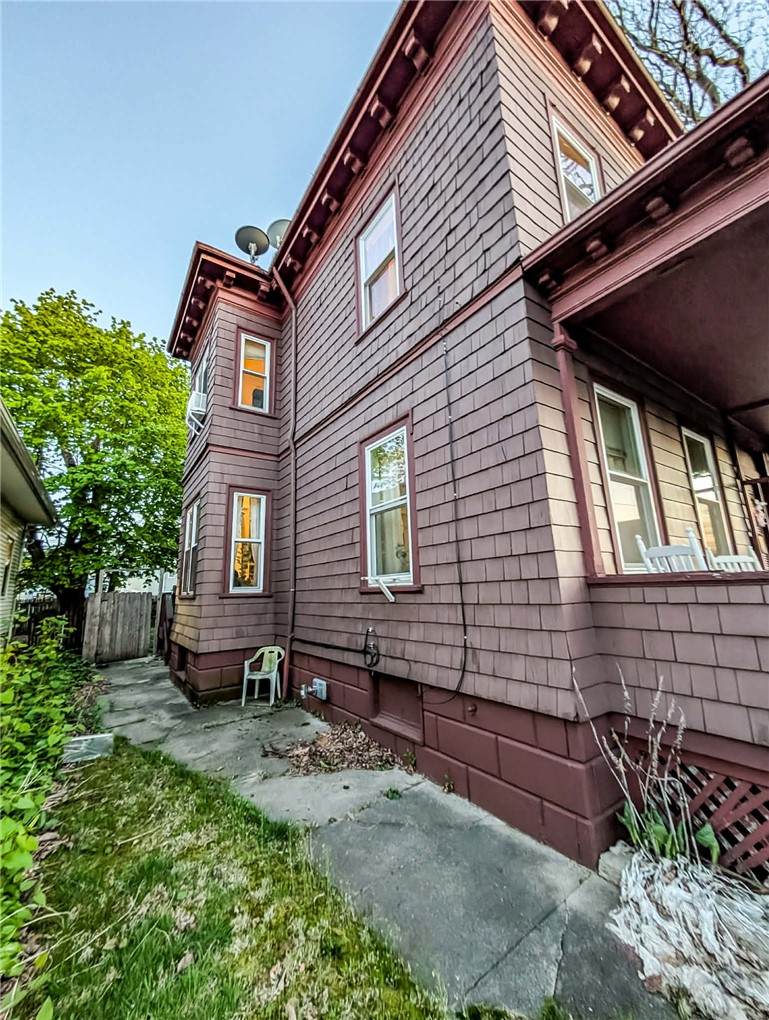 https://bt-photos.global.ssl.fastly.net/rhodeisland/orig_boomver_1_1411128-2.jpg