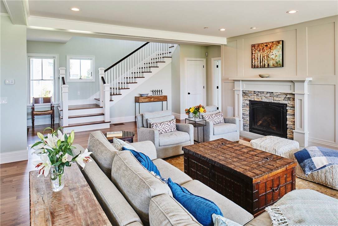 210 Explorer Drive - Photo 1