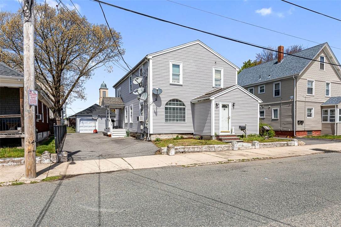 18 Hanover Avenue - Photo 1