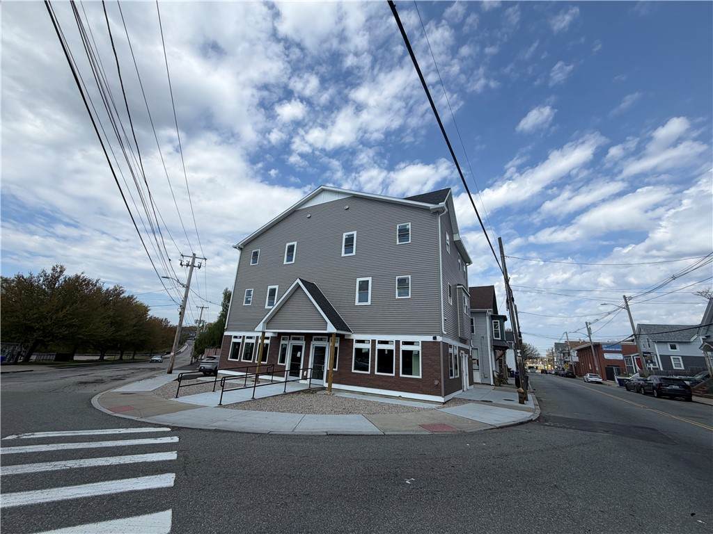 248 Hawkins Street - Photo 1