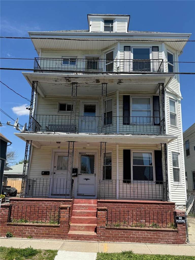 195 Ohio Avenue - Photo 1