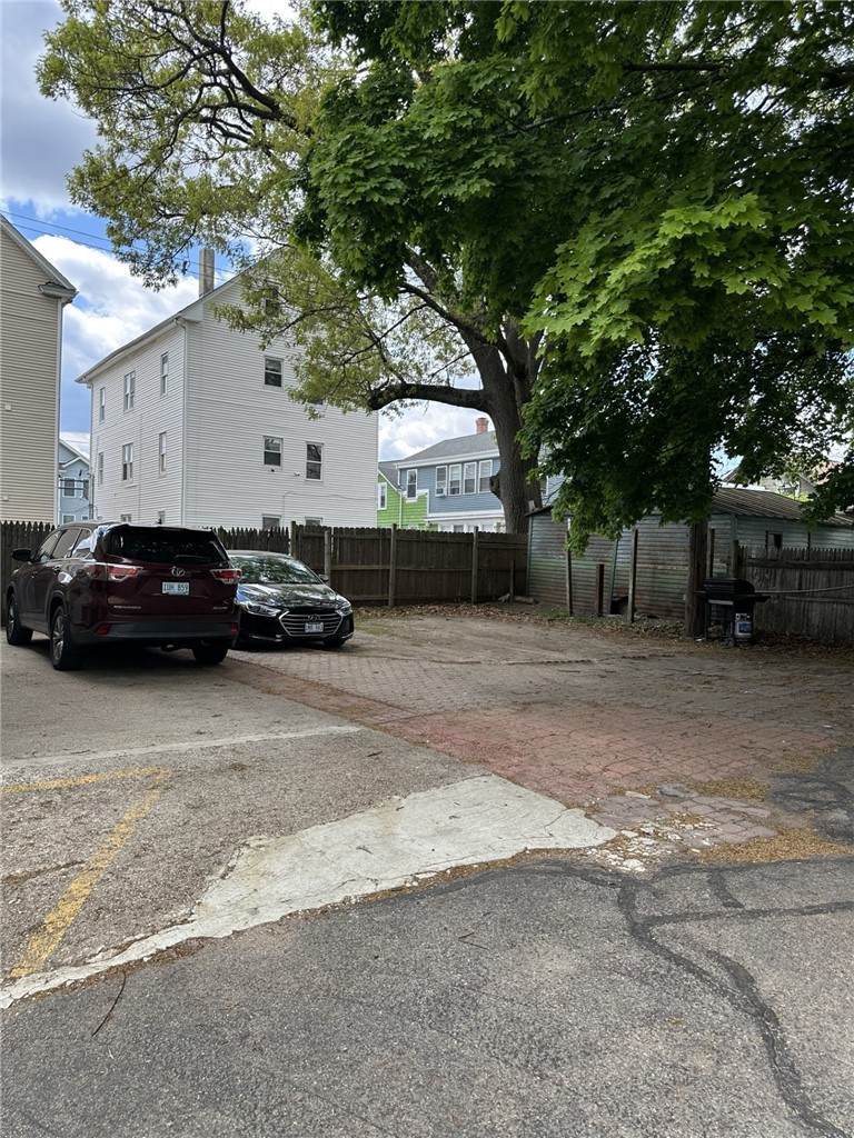 https://bt-photos.global.ssl.fastly.net/rhodeisland/orig_boomver_1_1412062-2.jpg