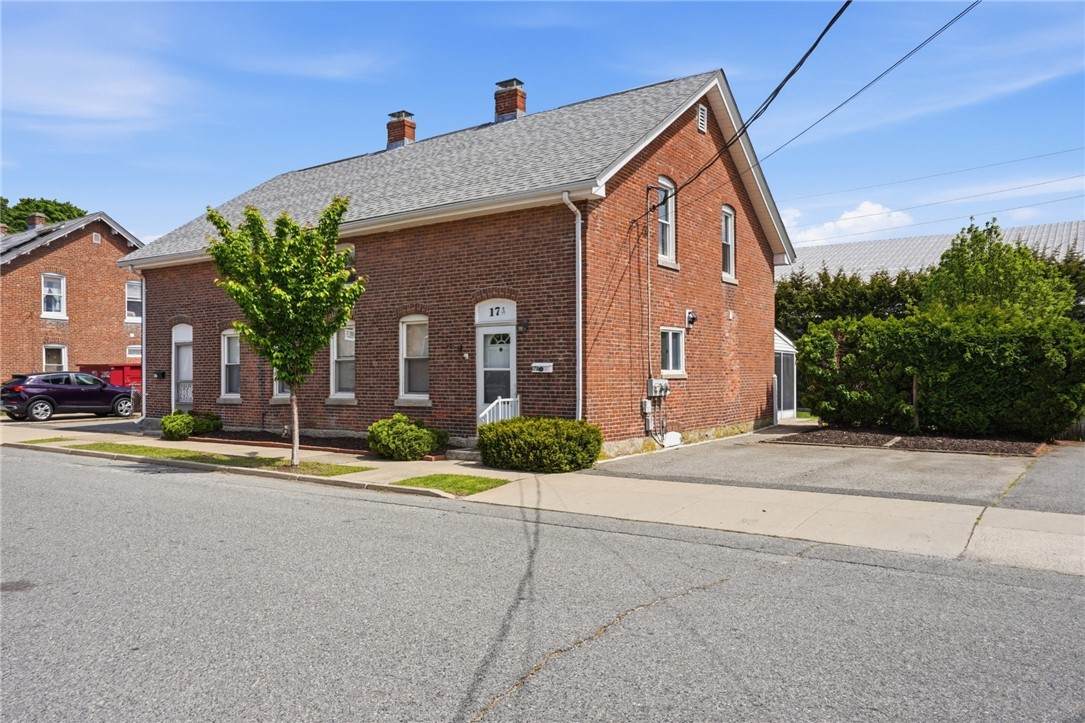 https://bt-photos.global.ssl.fastly.net/rhodeisland/orig_boomver_1_1412249-2.jpg
