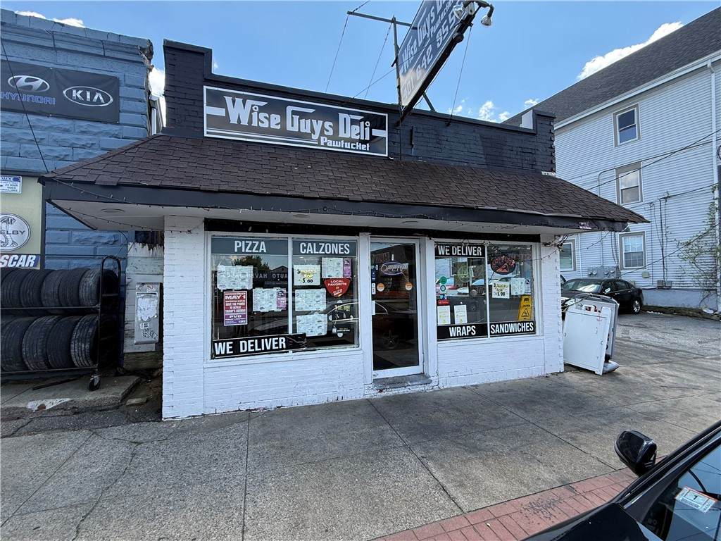 511 Broadway Street - Photo 1