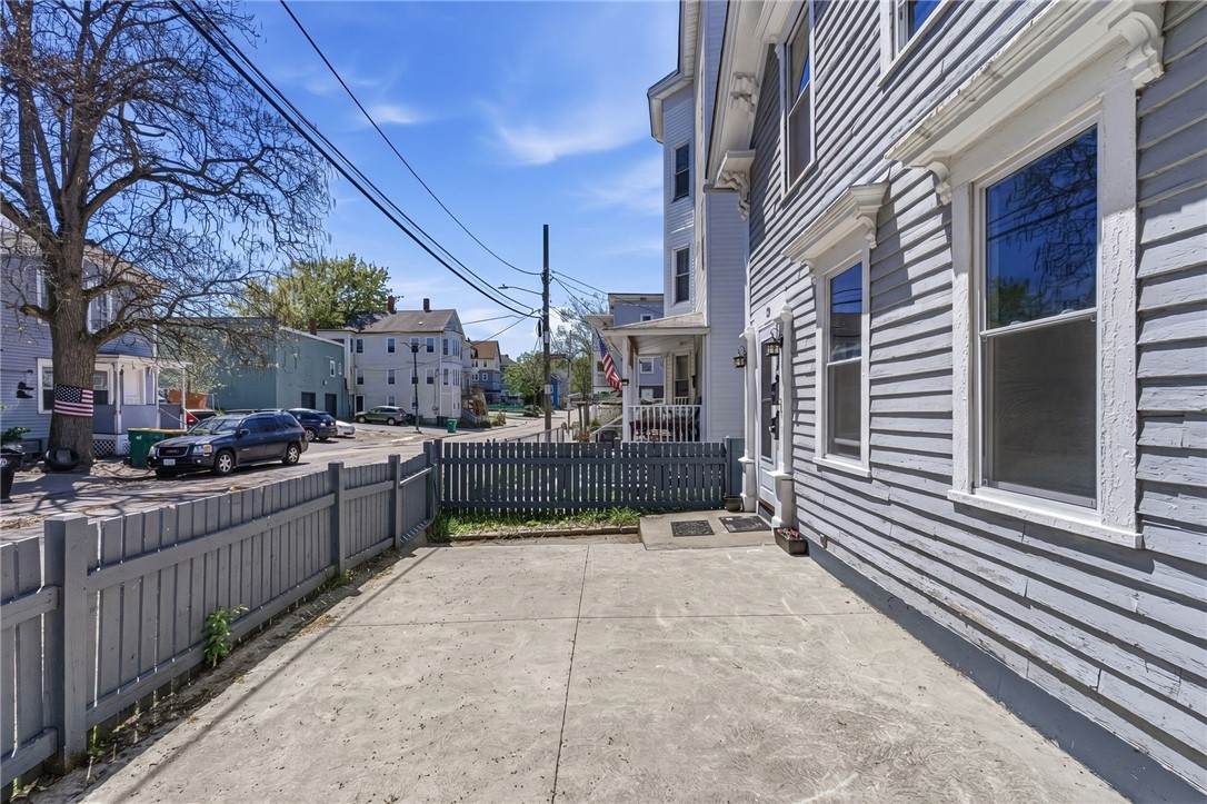 https://bt-photos.global.ssl.fastly.net/rhodeisland/orig_boomver_1_1412496-2.jpg