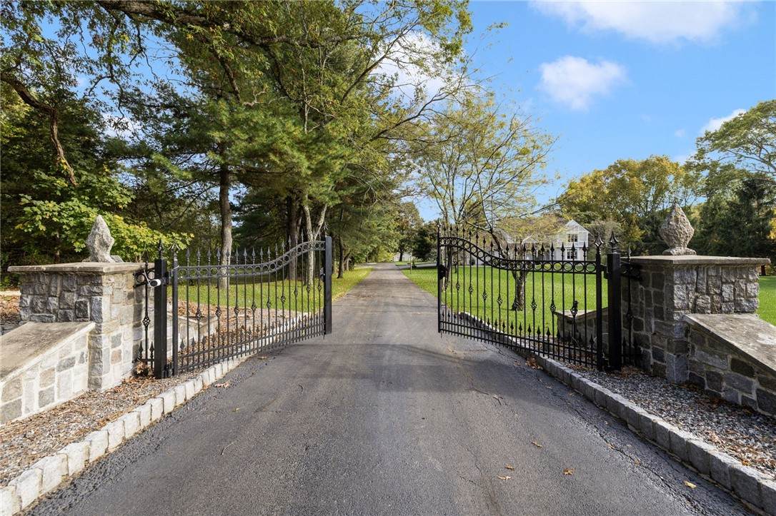 https://bt-photos.global.ssl.fastly.net/rhodeisland/orig_boomver_1_1412652-2.jpg