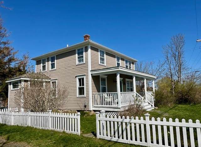 545 Center Road - Photo 1
