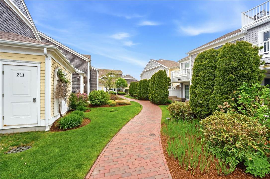 https://bt-photos.global.ssl.fastly.net/rhodeisland/orig_boomver_1_1412698-2.jpg