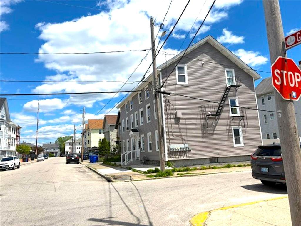 https://bt-photos.global.ssl.fastly.net/rhodeisland/orig_boomver_1_1412765-2.jpg