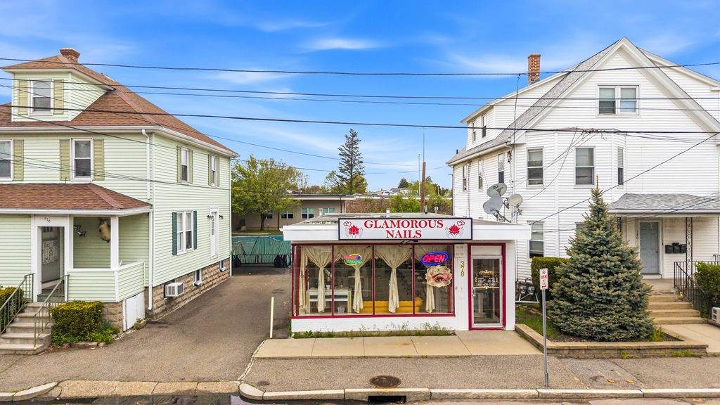 378 Warren Avenue - Photo 1