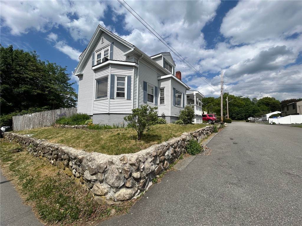 https://bt-photos.global.ssl.fastly.net/rhodeisland/orig_boomver_1_1413289-2.jpg