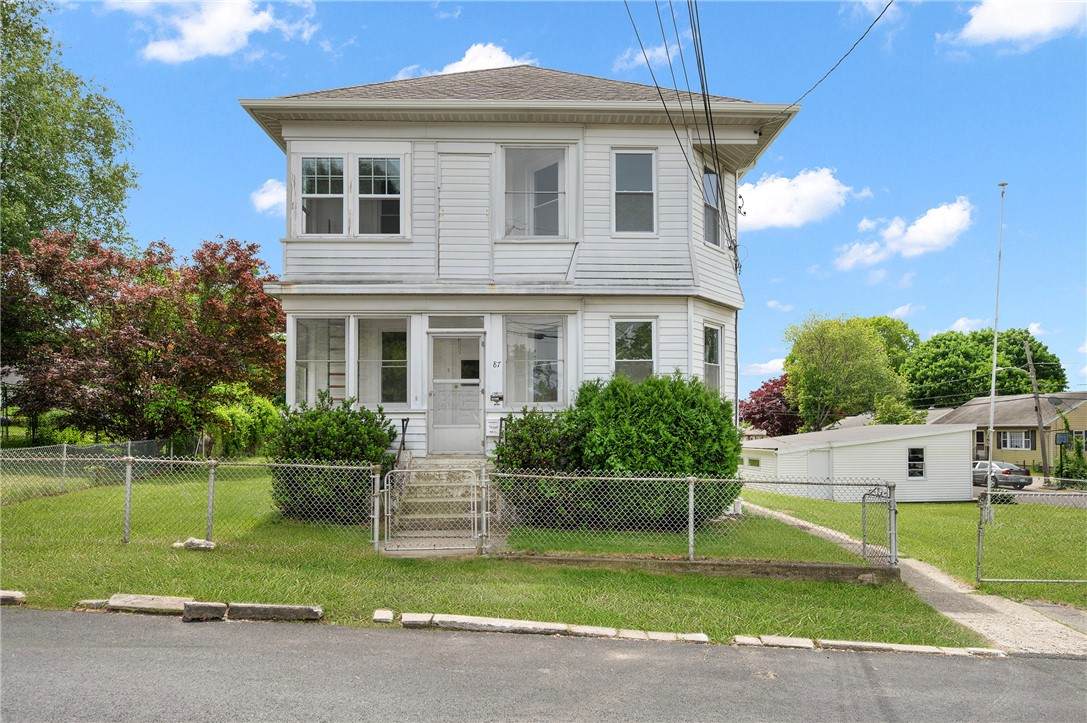 87 Lyman Avenue - Photo 1