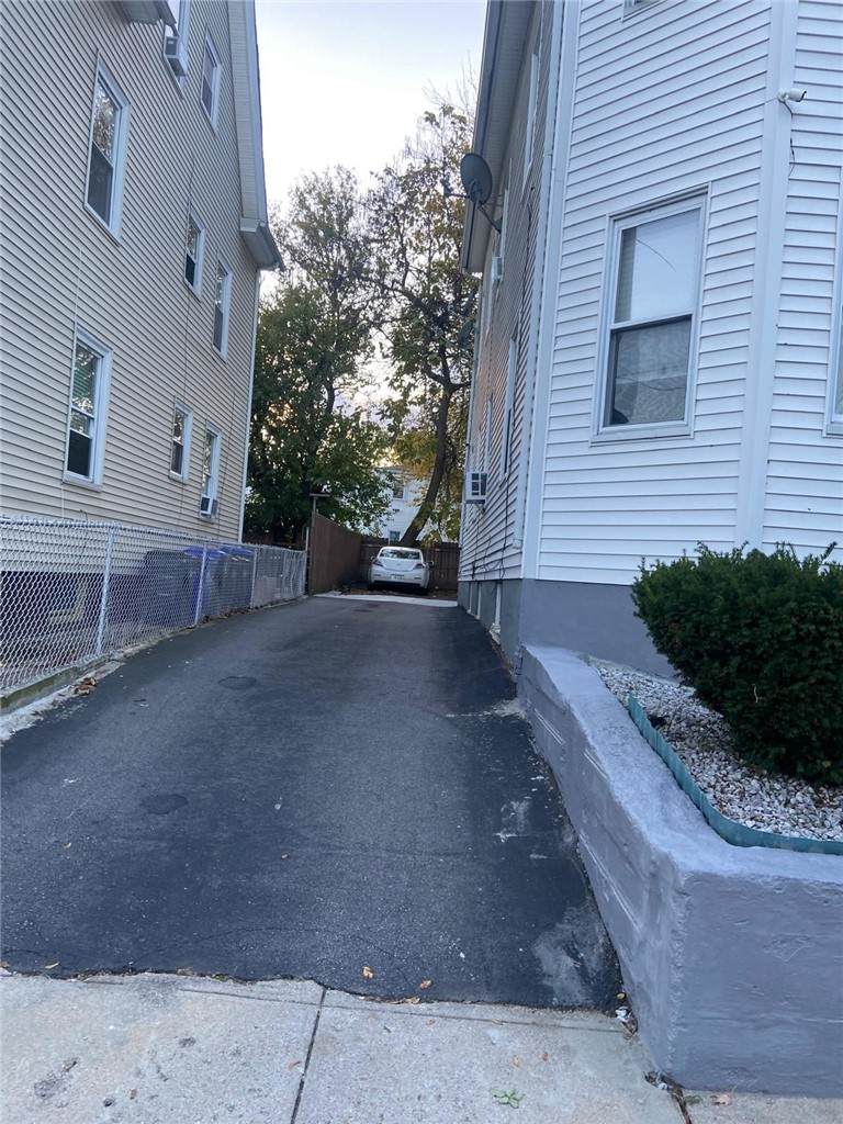 https://bt-photos.global.ssl.fastly.net/rhodeisland/orig_boomver_1_1413383-2.jpg