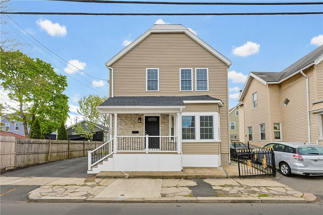 288 Potters Avenue - Photo 1