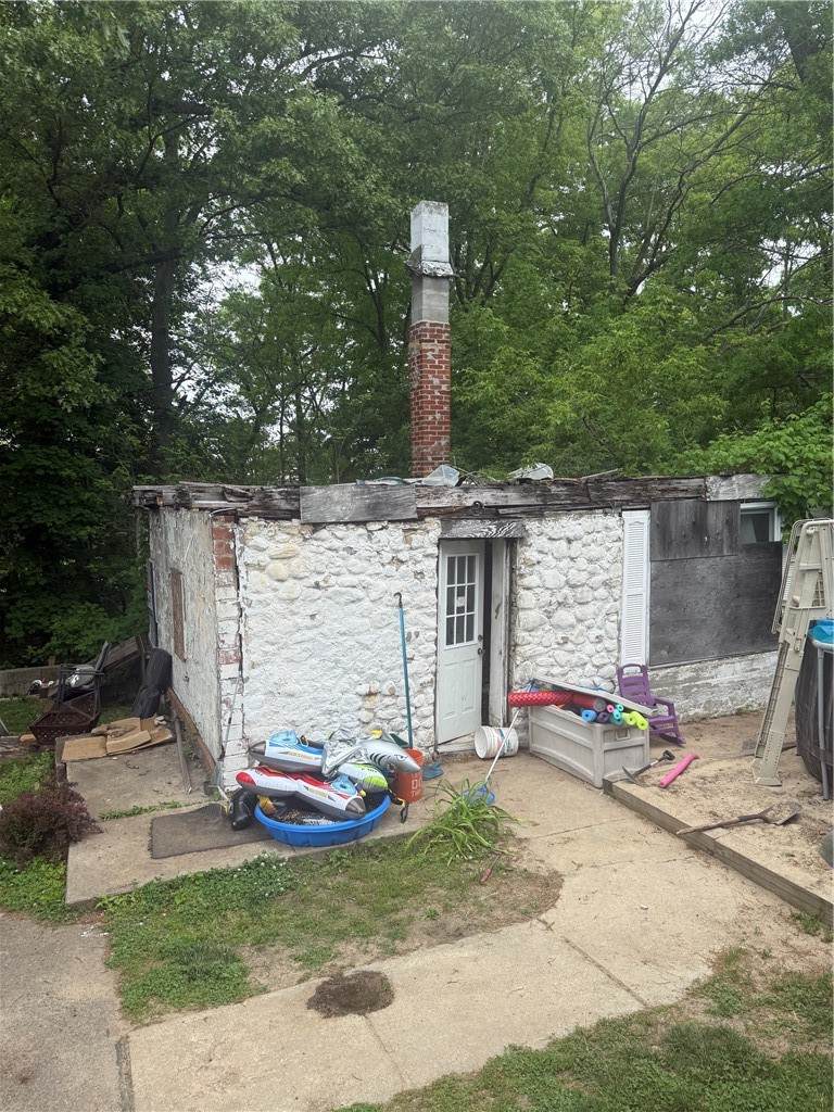 264 Aylsworth Avenue - Photo 1