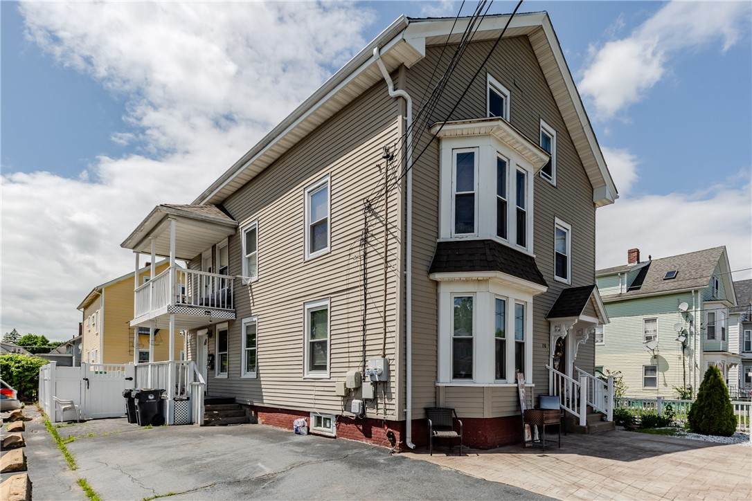 https://bt-photos.global.ssl.fastly.net/rhodeisland/orig_boomver_1_1413621-2.jpg