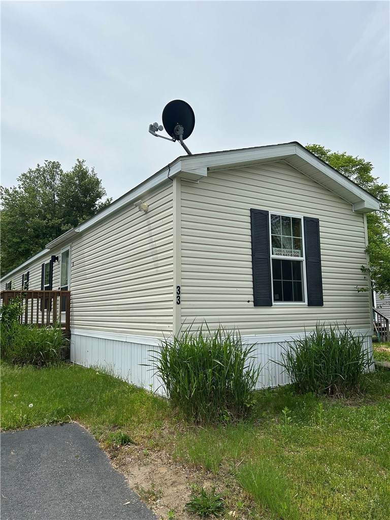 33 Hemlock Road - Photo 1