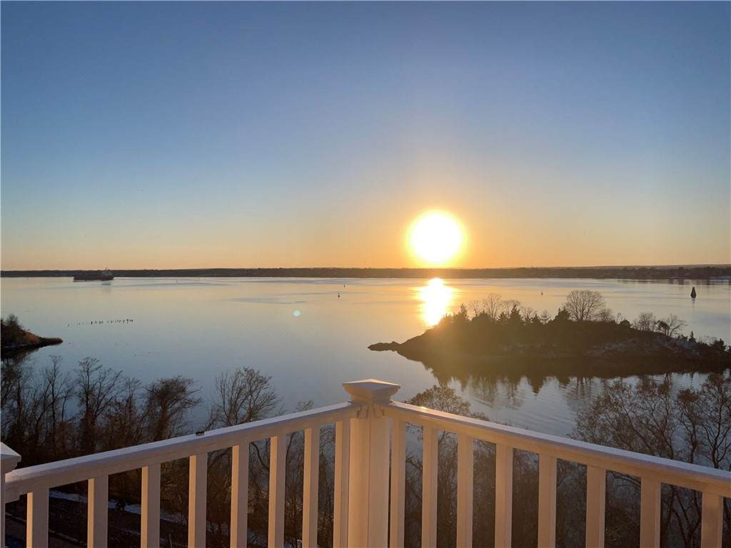33 Bullocks Point Avenue - Photo 1