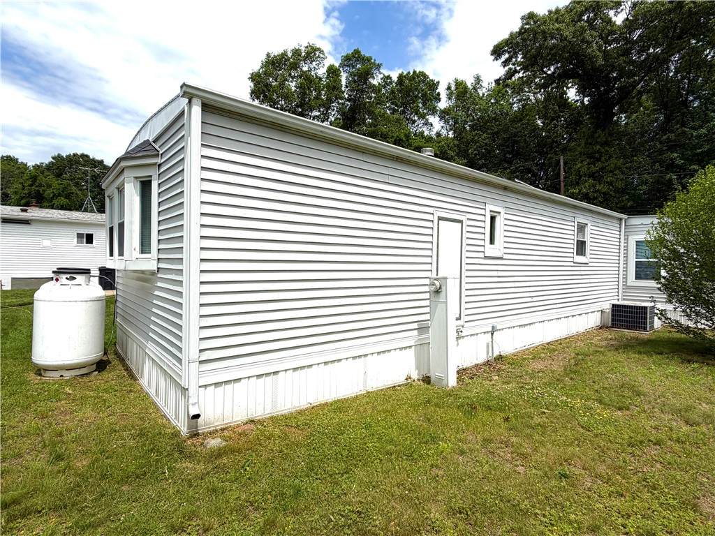https://bt-photos.global.ssl.fastly.net/rhodeisland/orig_boomver_1_1414029-2.jpg