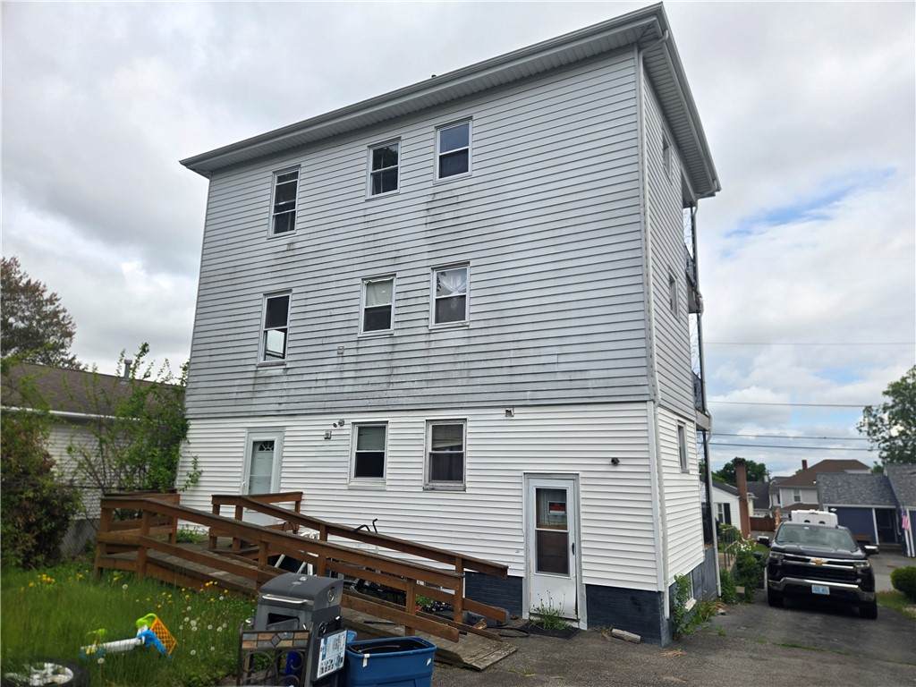 https://bt-photos.global.ssl.fastly.net/rhodeisland/orig_boomver_1_1414191-2.jpg