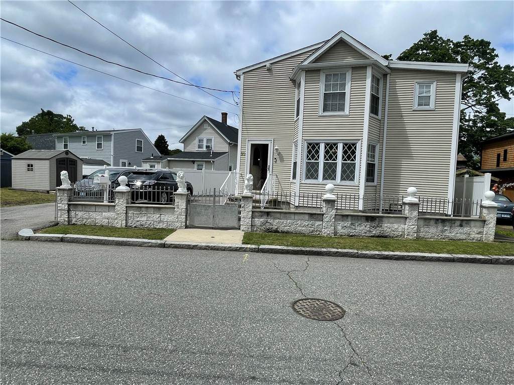 https://bt-photos.global.ssl.fastly.net/rhodeisland/orig_boomver_1_1414223-2.jpg