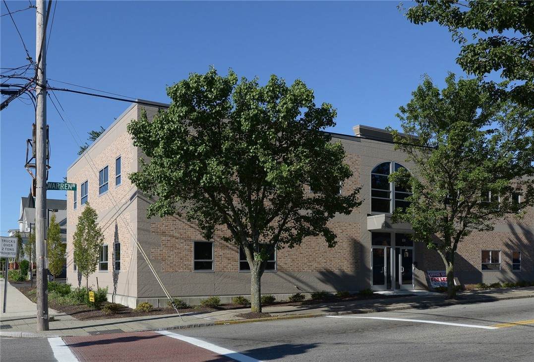 197 Warren Avenue - Photo 1