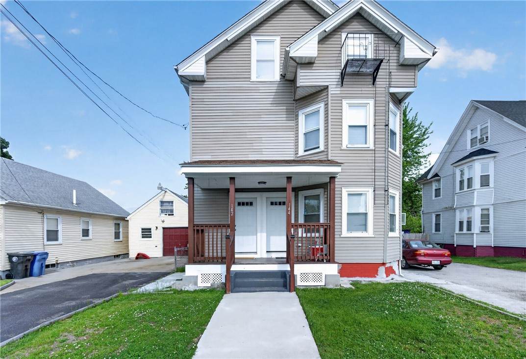 142 Richard Street - Photo 1