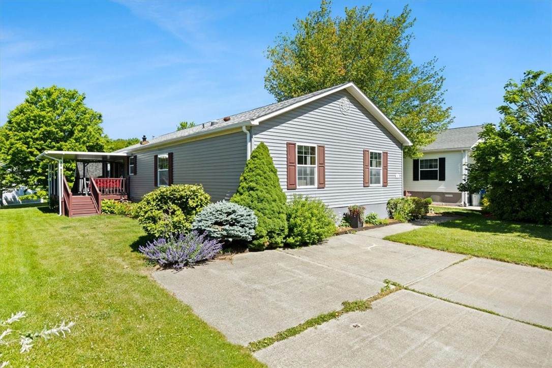 59 Robin Drive - Photo 1