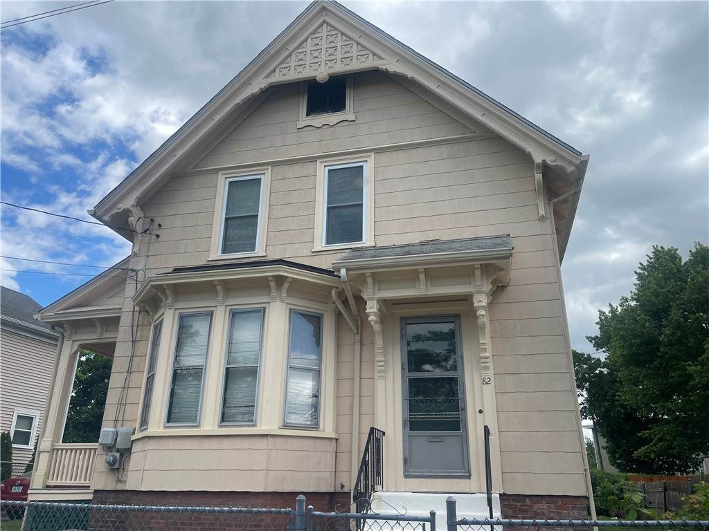 82 Jefferson Avenue - Photo 1