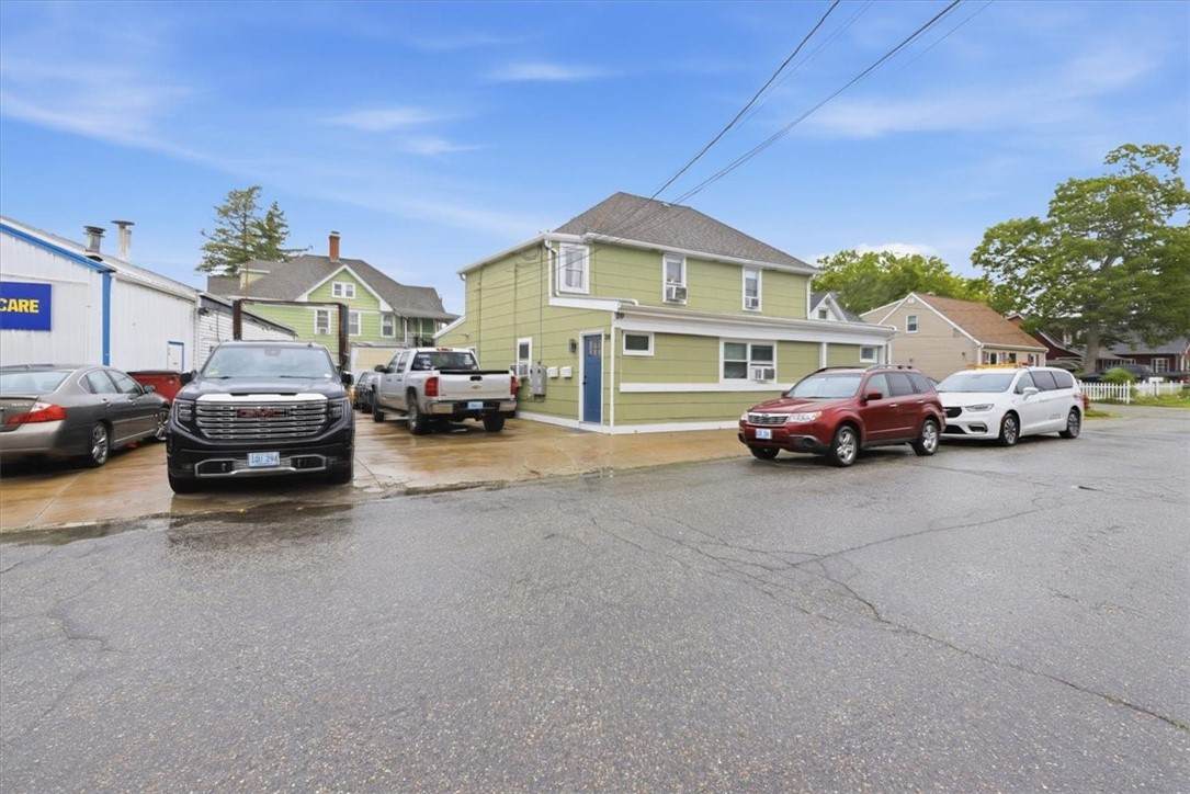 https://bt-photos.global.ssl.fastly.net/rhodeisland/orig_boomver_1_1414616-2.jpg