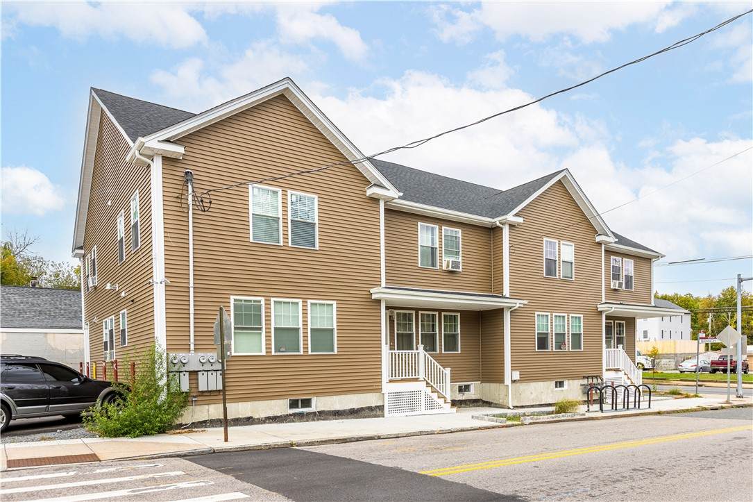 872 Branch Avenue - Photo 1