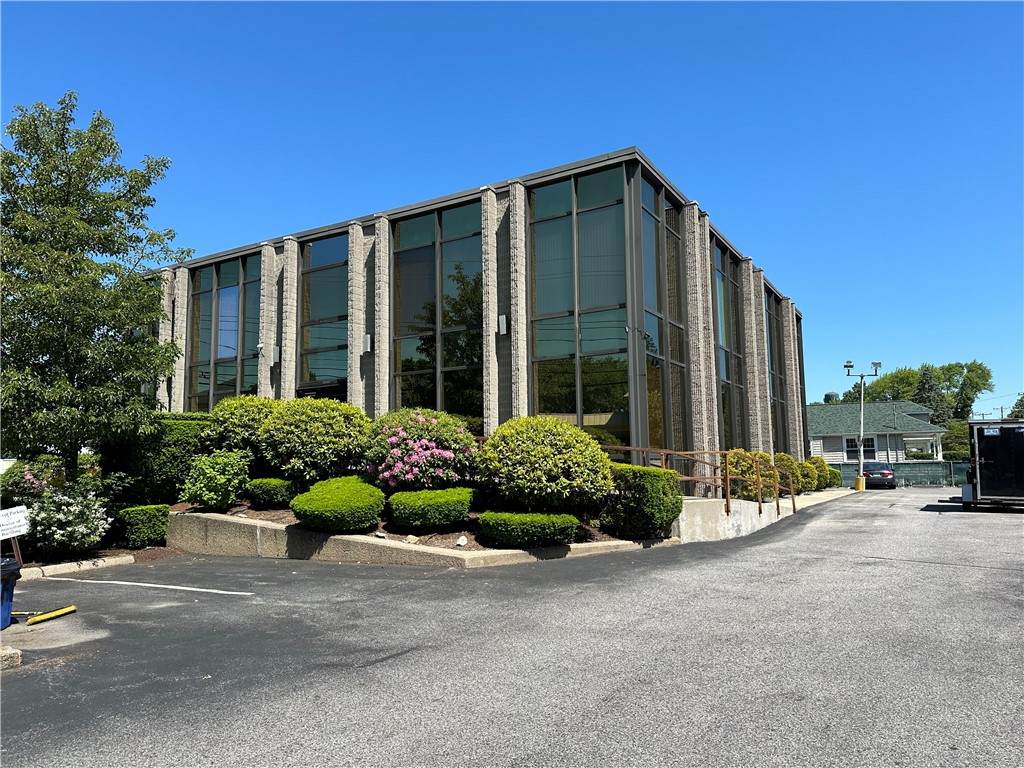 1515 Smith Street - Photo 1