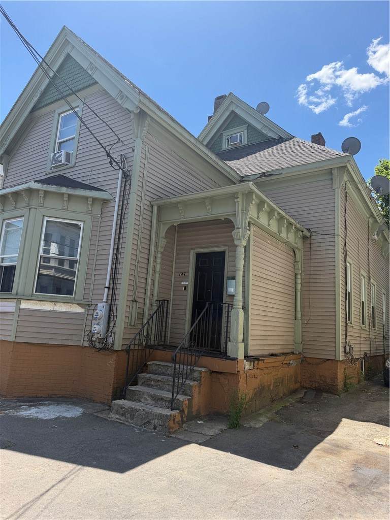 147 Parade Street - Photo 1