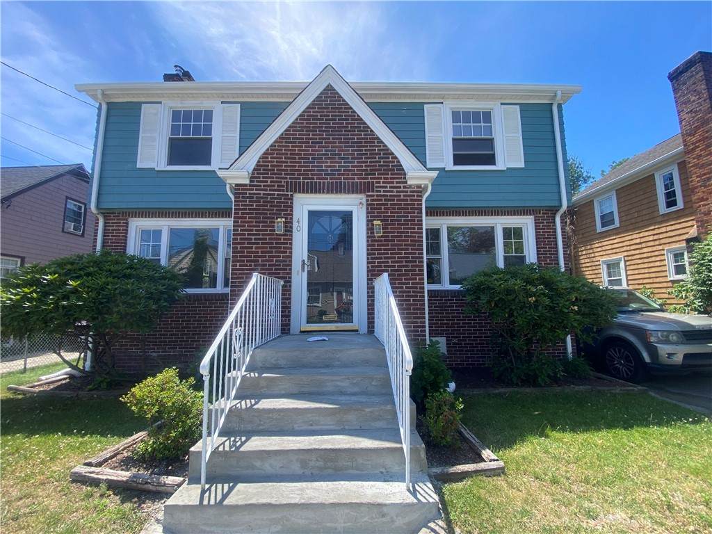 40 Amhert Avenue - Photo 1