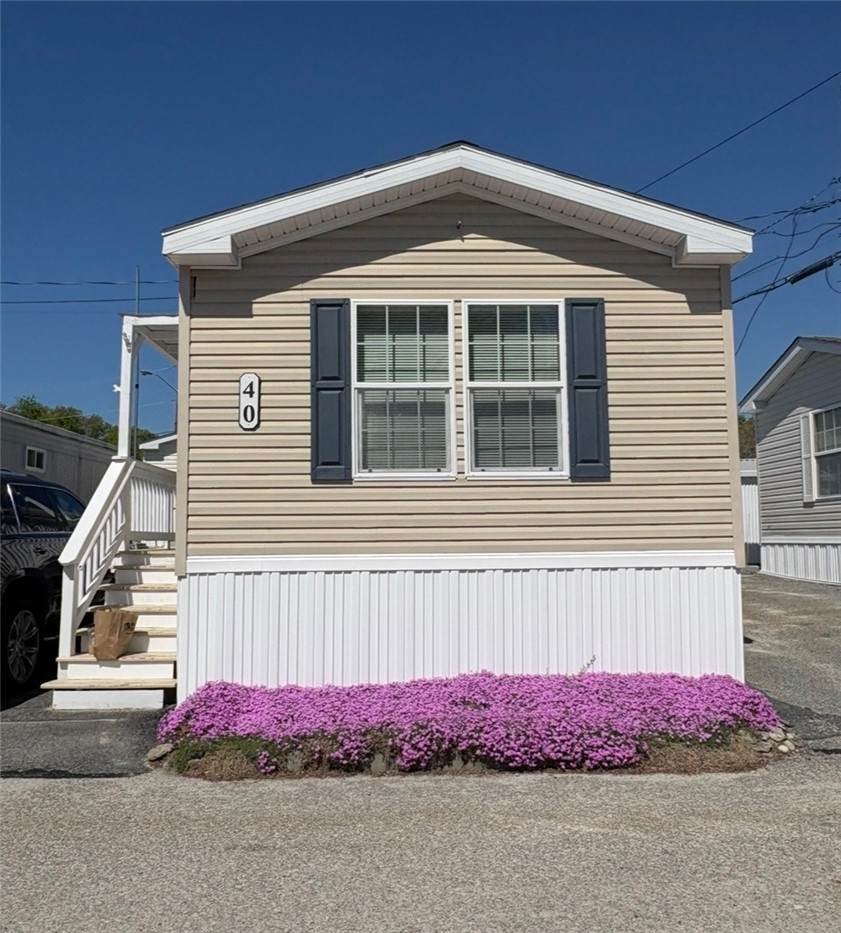 27 Woodward Road, 40 - Photo 1